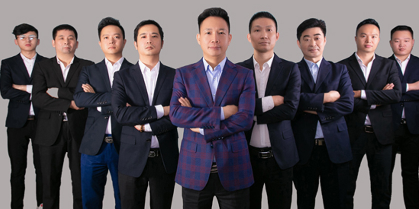 西裝定制哪家好，臻上西裝定制讓白領(lǐng)從此愛(ài)
